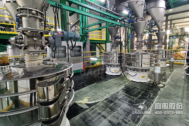 超聲波振動(dòng)篩客戶現(xiàn)場(chǎng)